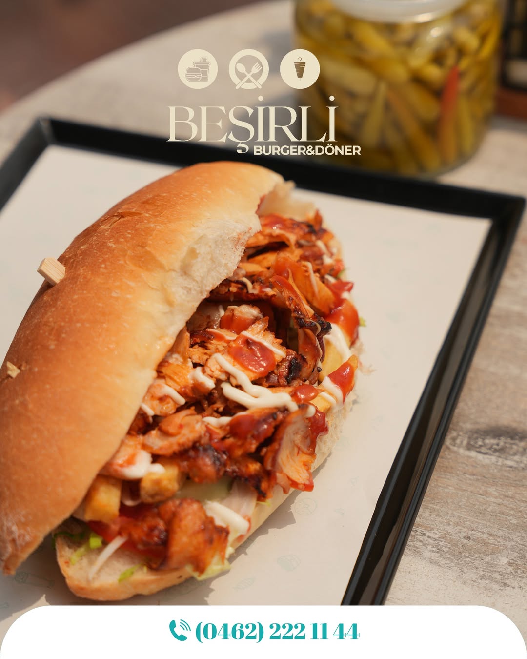 🥖 bol soslu, bol lezzetli ekmek arası tavuk dönerközde pişmiş tavuk döner, çıtır patates, taze
